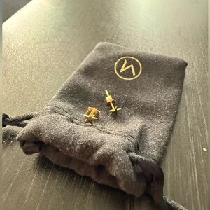 Mejuri 14K Solid Gold Star Earrings